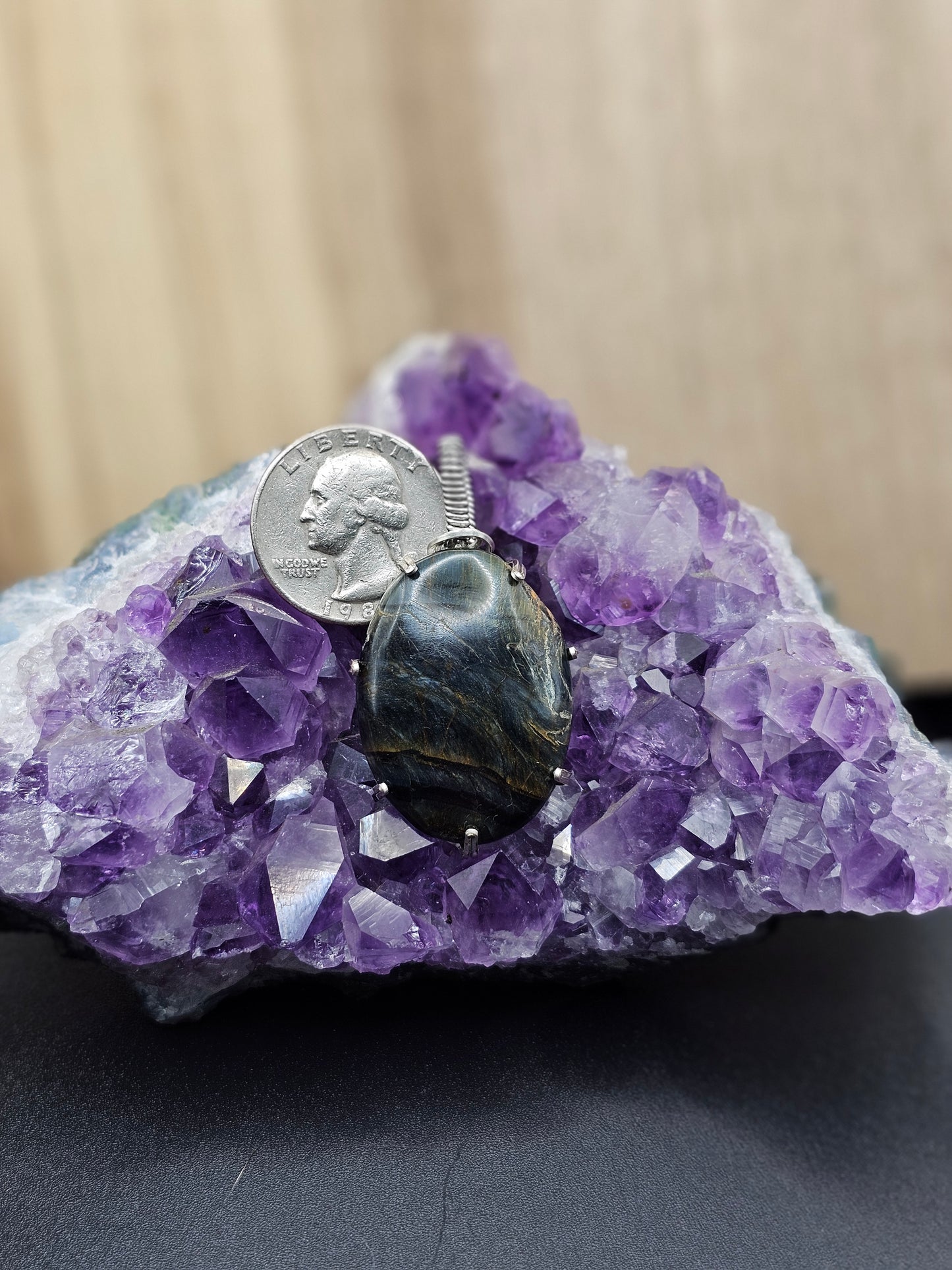 Tri-colored Tigers Eye Scenic Necklace